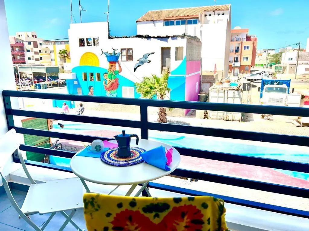 Animos! Apartments - 10 Modern Apartments Near The City & Beach, Perfect For Nomads, Travellers, Families, Watersports! 圣玛丽亚